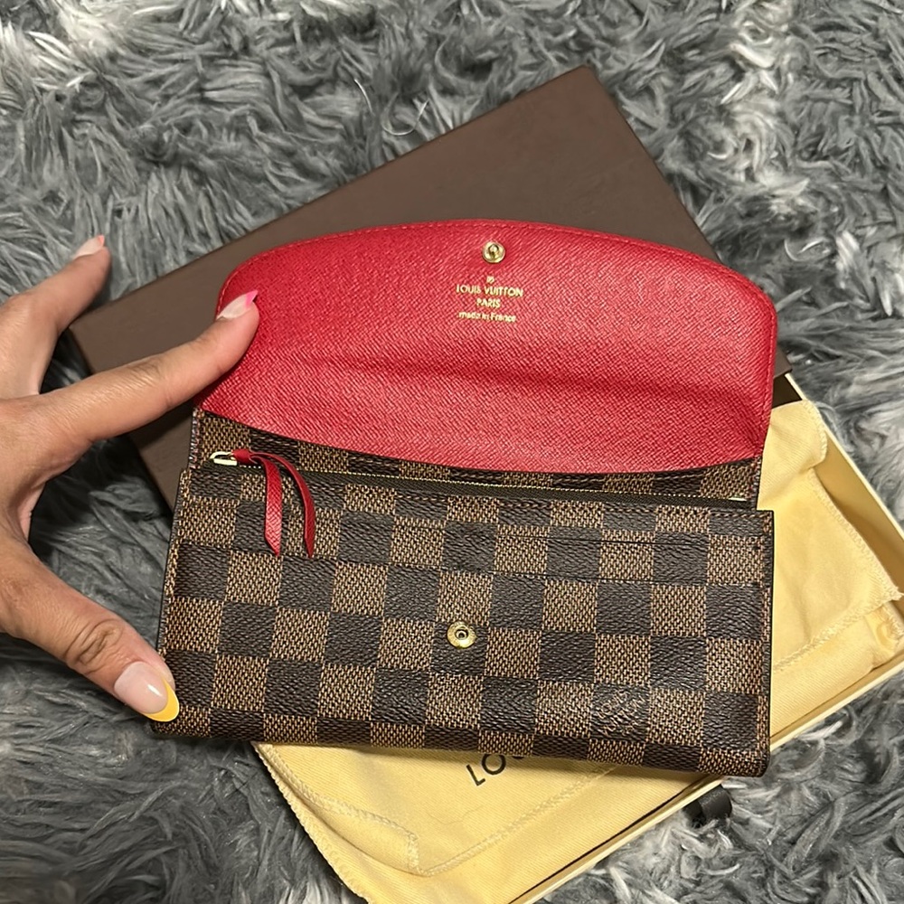 Louis Vuitton Damier Ebene Emilie Wallet Red Wallet - Picture 3 of 8
